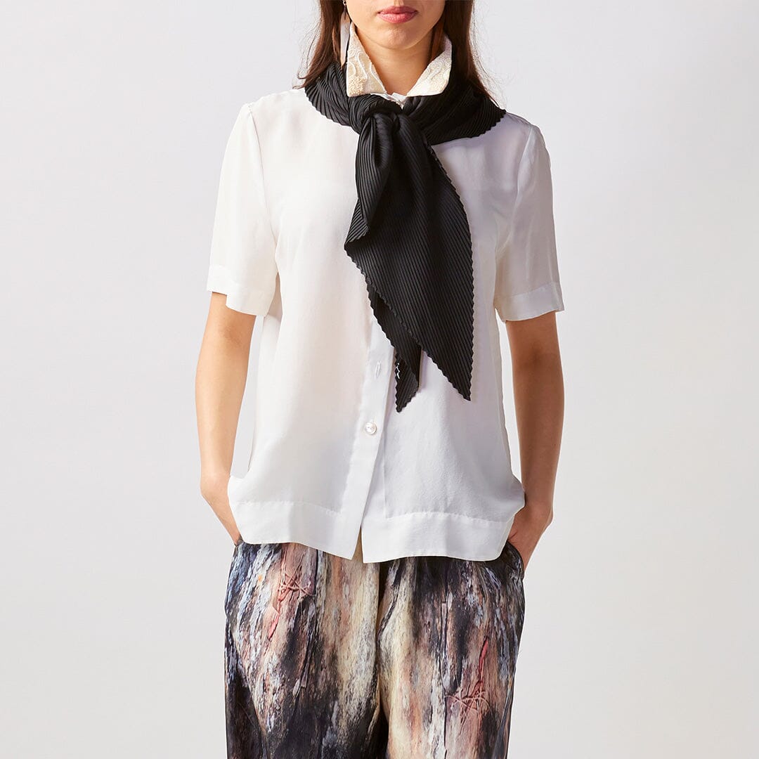Black Bark Pleated Scarf