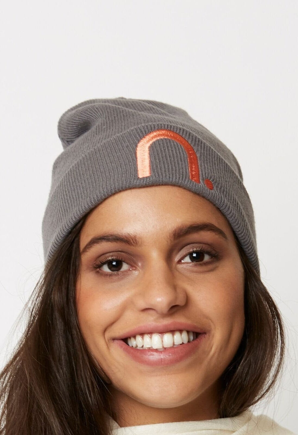 ngali gray beanie