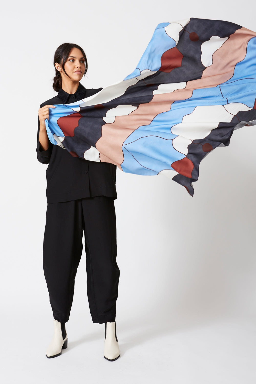 Gifting of Country Silk Scarf