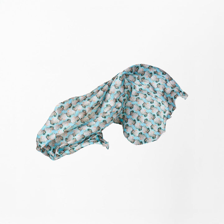 Winyu Scarf/Reversible Bag Set