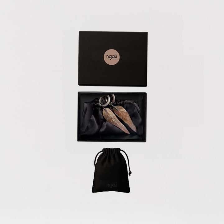 Carved Gum Leaf Earrings Set