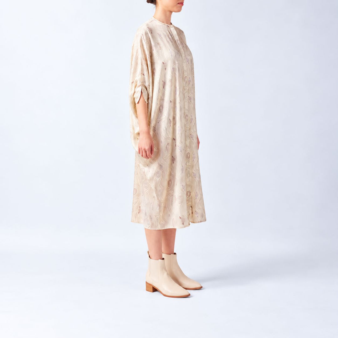Murrandi Cream Silk Button Kaftan