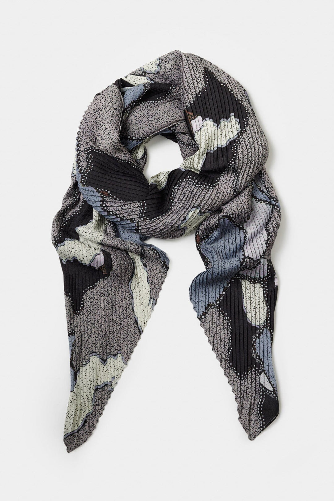 Binbal Pleated Scarf