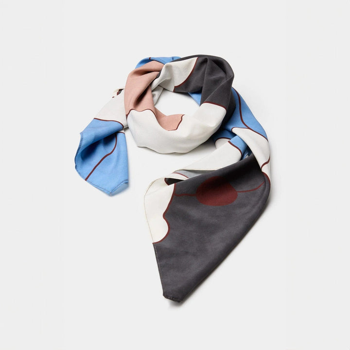 Gifting of Country Silk Rectangle Scarf