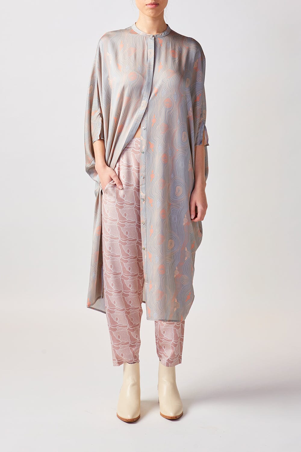 Murrandi Grey Button Silk Kaftan